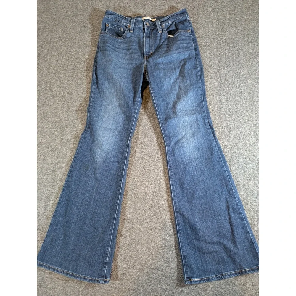 Levis Jeans Women's 726 Flare‎ W29 L32